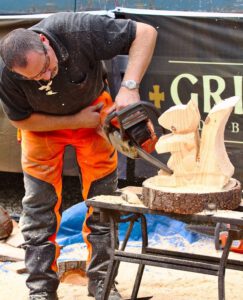 Best carving chainsaw