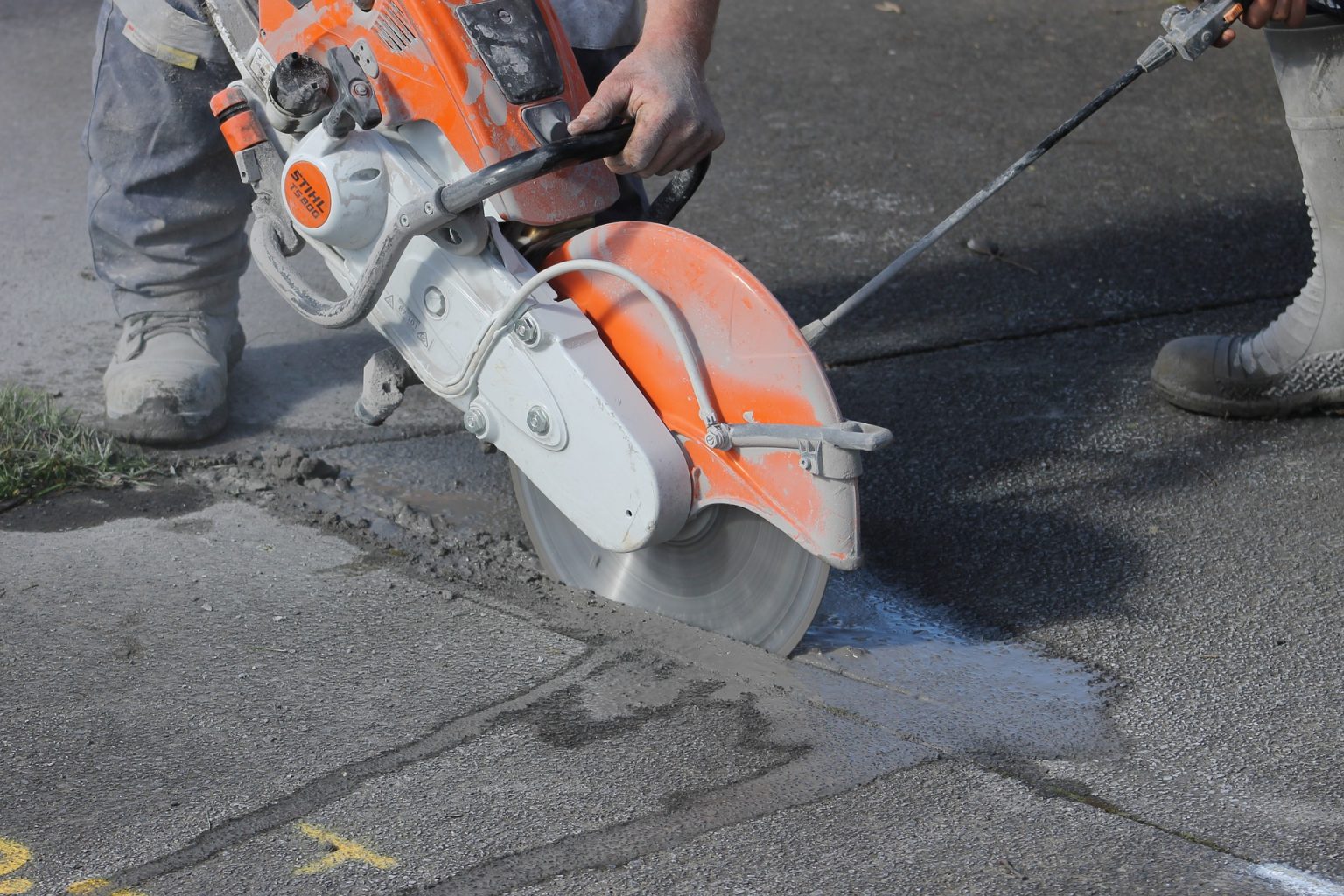 how-to-cut-concrete-blocks-with-circular-saw-all-you-need-to-know