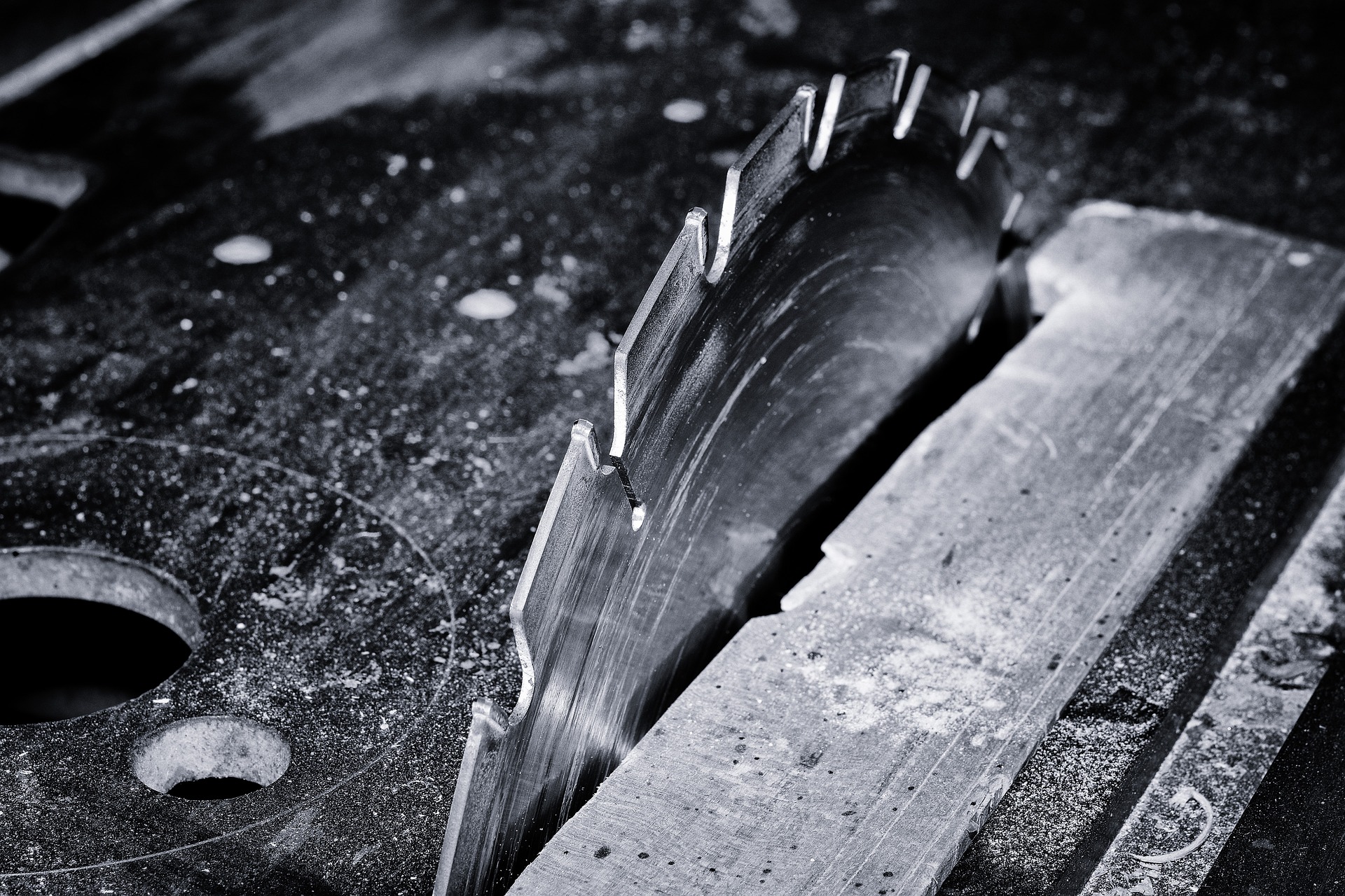 How to Change Blade on Skilsaw Circular Saw Easy Ways for You