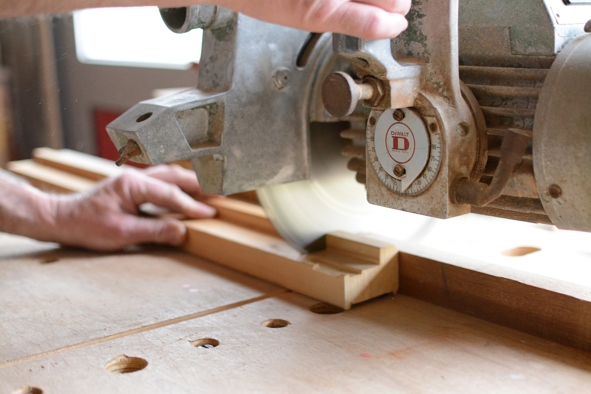 how-to-cut-a-4x4-post-with-a-circular-saw-here-s-what-you-can-do