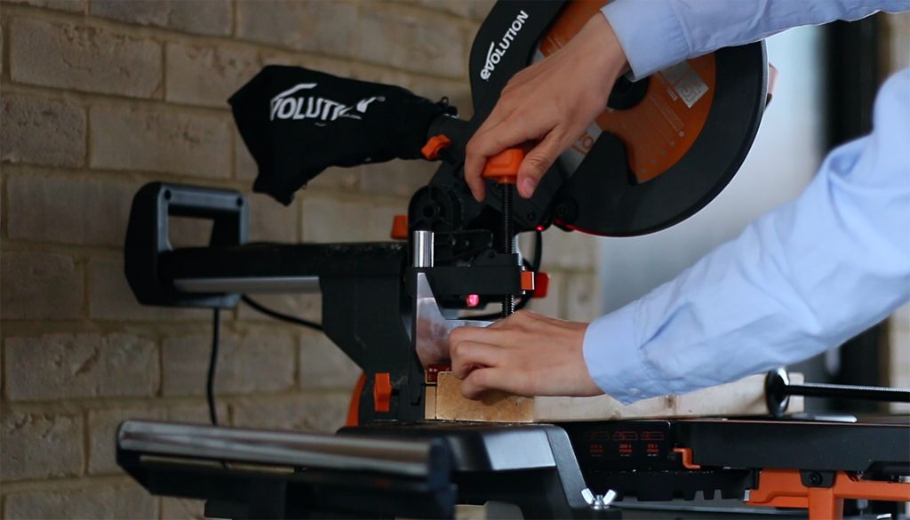 how to install blade on porter cable circular saw